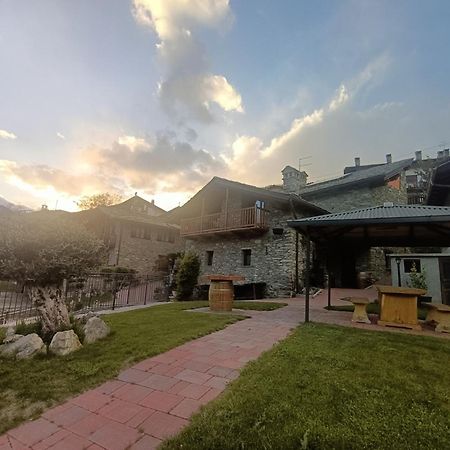 Le Temps Retrouve - Casa Tipica Con Giardino Villa Villeneuve Kültér fotó